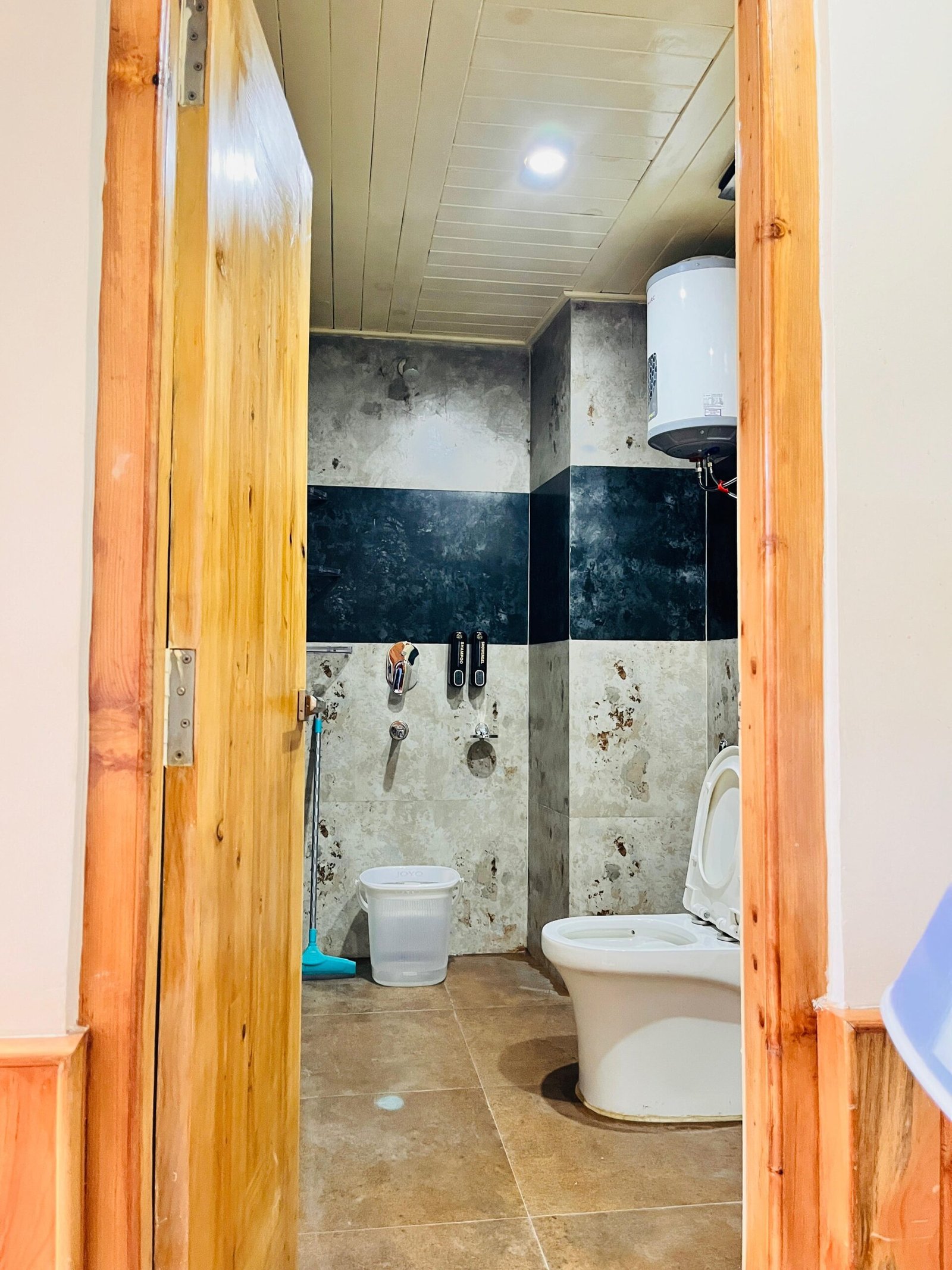 Room Image 3